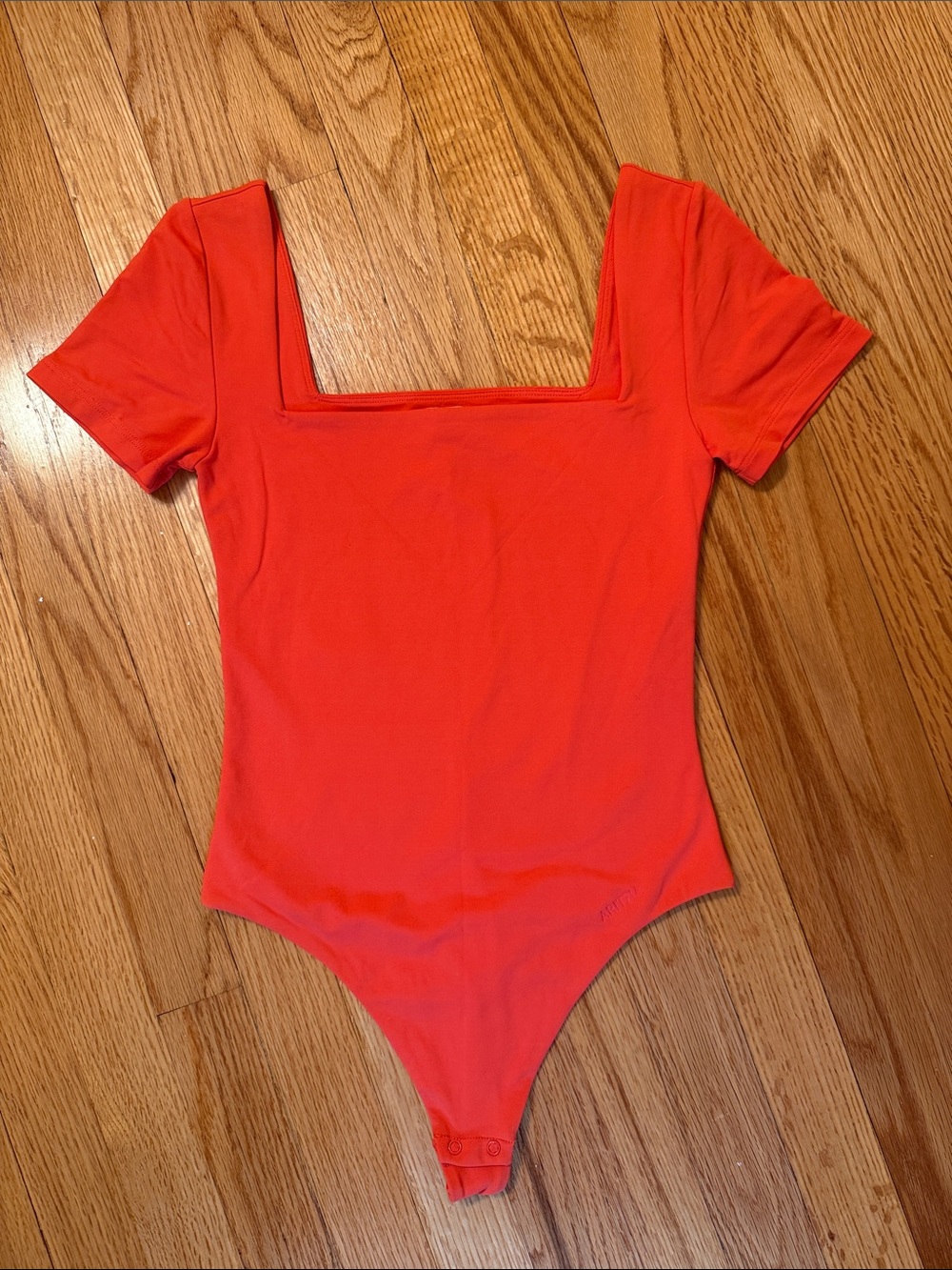 Aritzia Women's Square Neck Short Sleeve Bodysuit in Bright Orange-Red